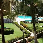 Apartamento 702 Ap Cartier próximo a praia c/ churrasqueira e piscina *